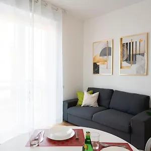 https://modern-house-dergano-a-150-metri-metro.it-lombardy.com