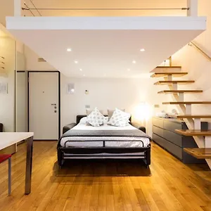 https://the-house-of-smiles-9.it-lombardy.com